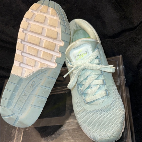 Blue Athletic Sneakers with Breathable Mesh - Picture 11 of 12